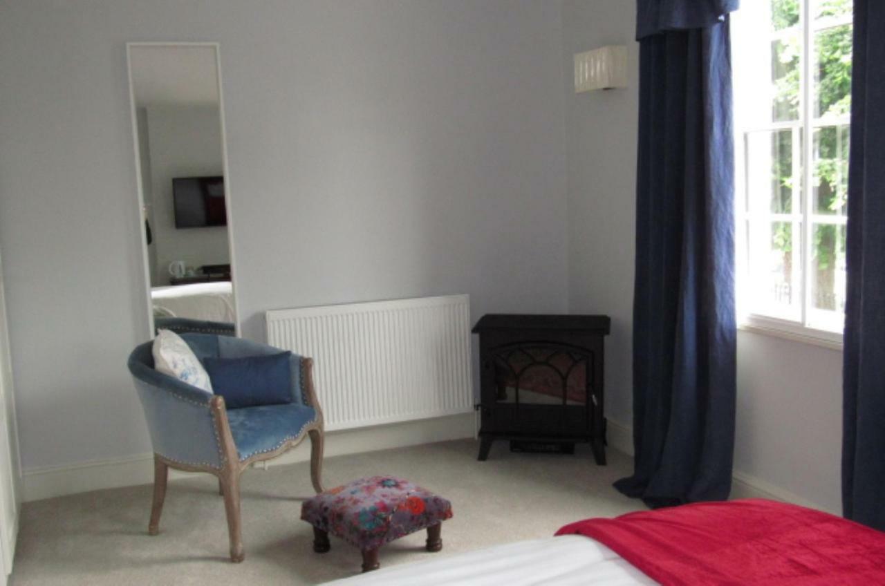 The Old Vicarage Hotel & Restaurant Bridgwater Dış mekan fotoğraf A room at the hotel